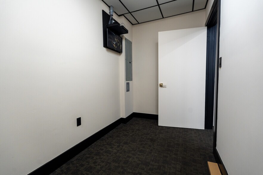 More Photos Of 1704-1726 N University Dr, Coral Springs Medical For Sale