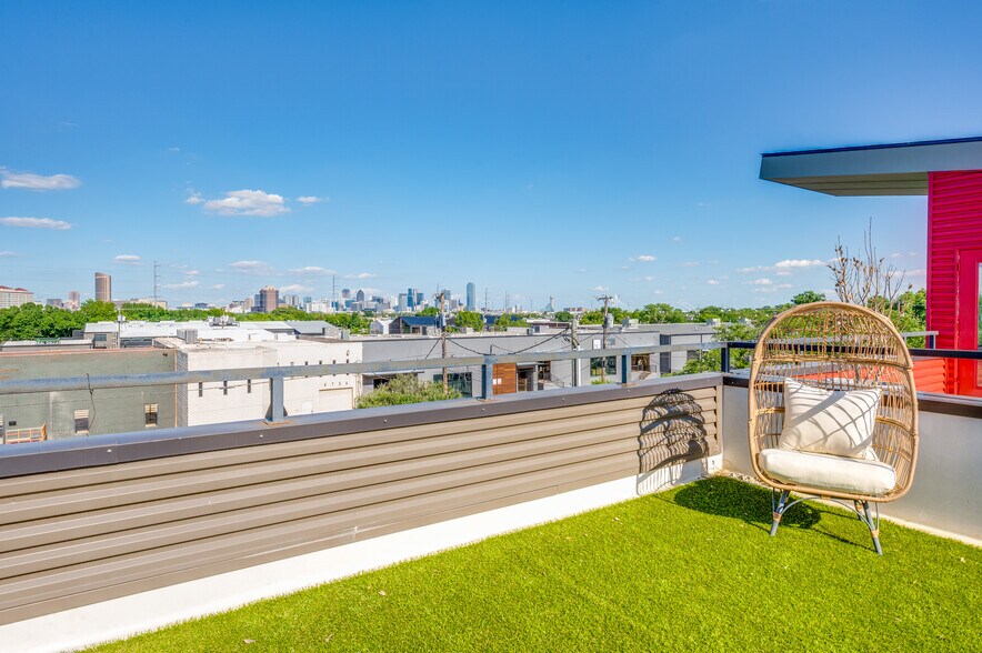 More Photos Of 4755-4763 Algiers St, Dallas Loft Creative Space For Sale