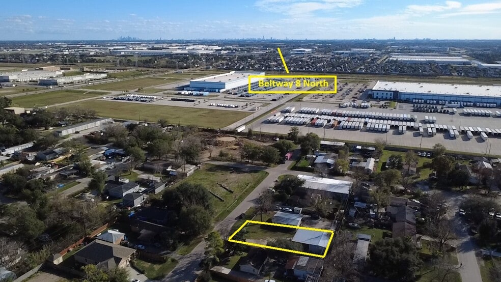 More Photos Of 11815 Beeville Dr, Houston Warehouse For Lease