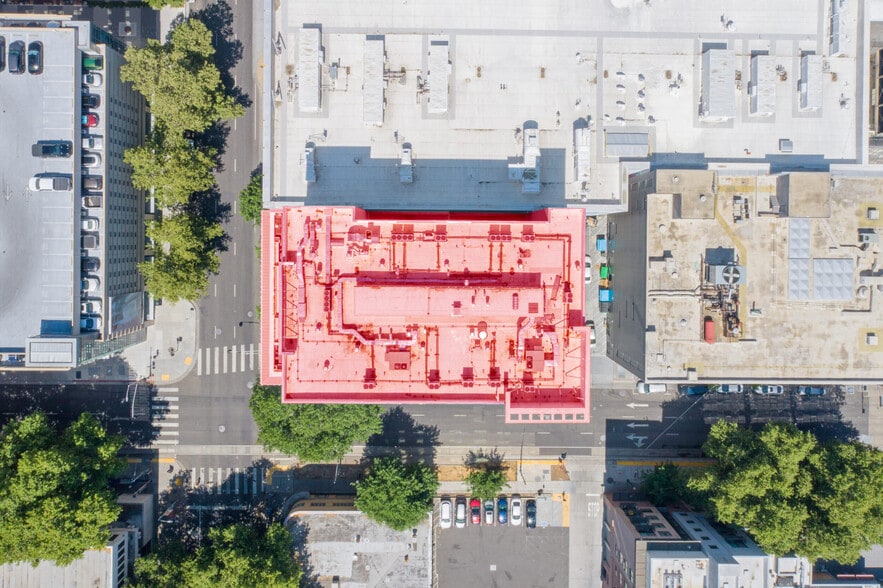 More Photos Of 1122 7th St, Sacramento Hotel For Lease