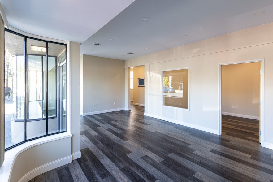 More Photos Of 412 Washington St, The Dalles Freestanding For Sale