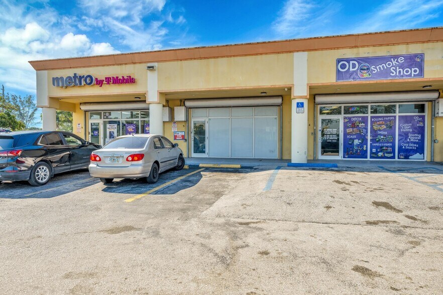 More Photos Of 13300 NW 27th Ave, Opa-locka Restaurant For Lease