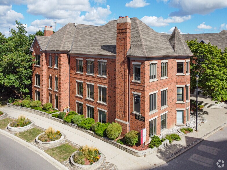 Primary Photo Of 4257-4265 Sherwoodtowne Blvd, Mississauga Office For Lease