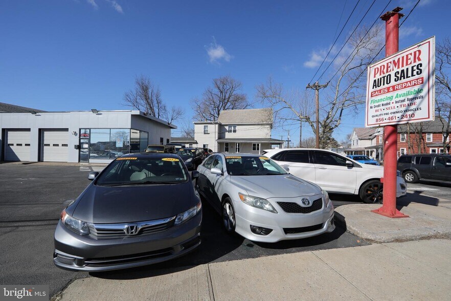 More Photos Of 201 Saint Mihiel Dr, Delran Auto Dealership For Sale