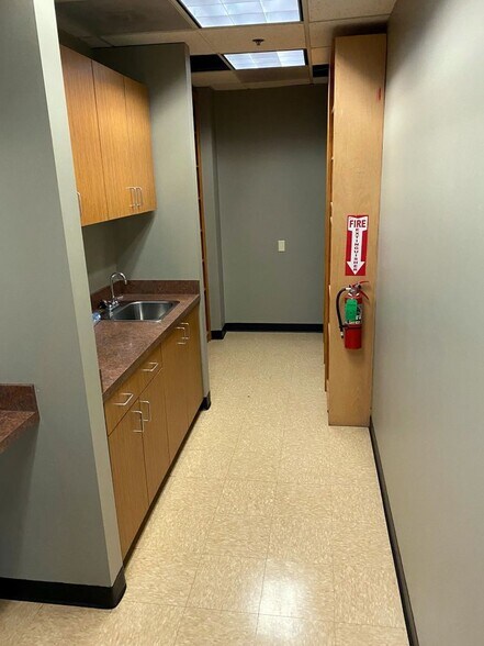 More Photos Of 815 SW 2nd Ave, Portland Office For Lease