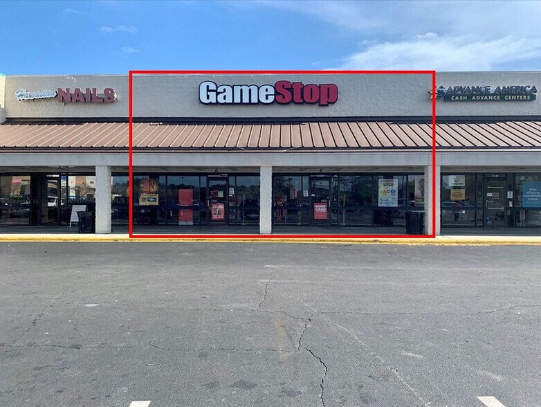More Photos Of 4220-4330 W Tennessee St, Tallahassee General Retail For Lease