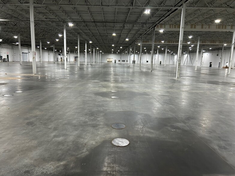 Primary Photo Of 380 Dark Indigo Ln, Graniteville Manufacturing For Lease