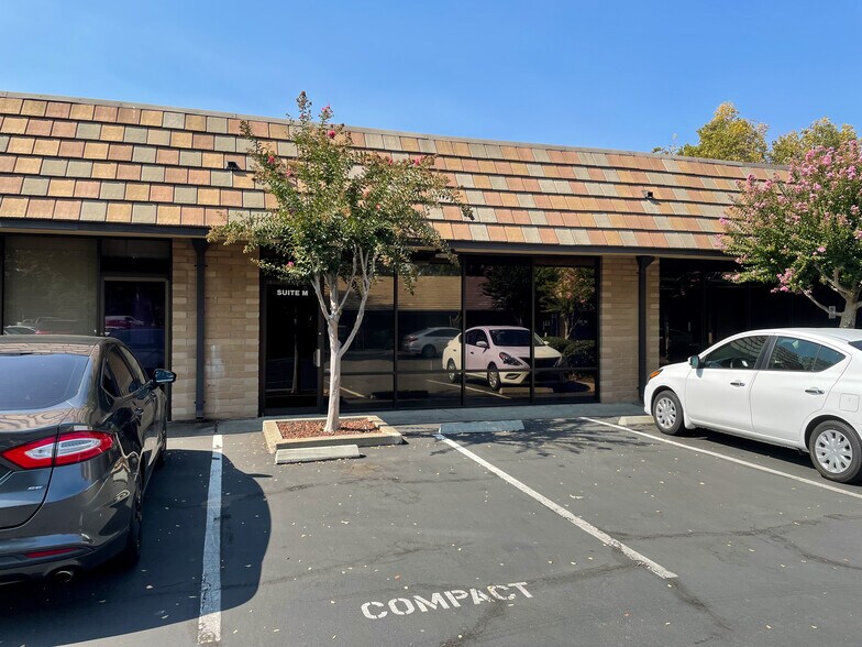 More Photos Of 4441 Auburn Blvd, Sacramento Office For Sale
