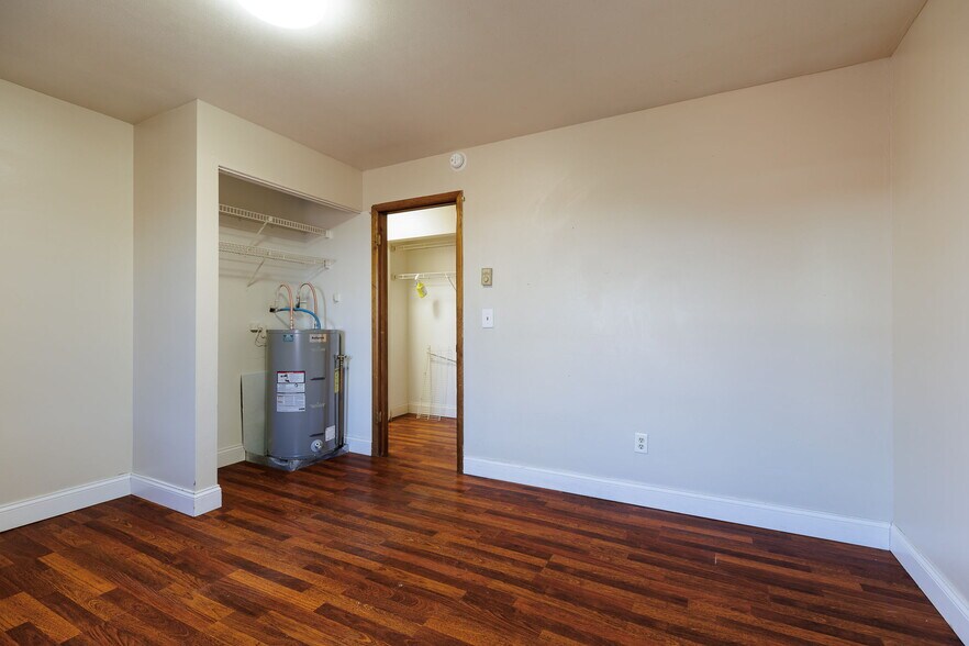 More Photos Of 140 Polk St, Watertown Apartments For Sale