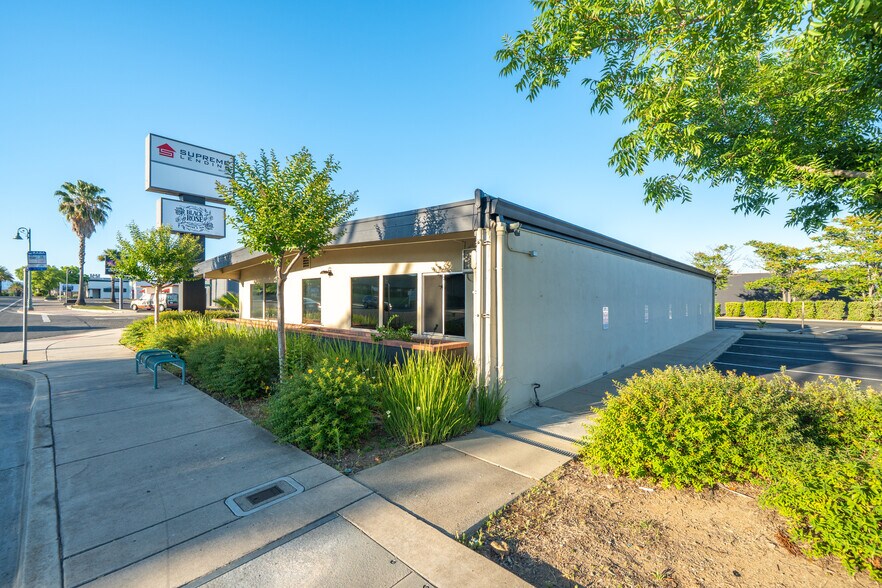 More Photos Of 2405 Hilltop Dr, Redding Medical For Sale