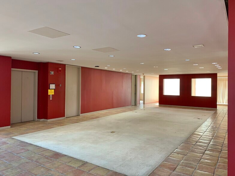 More Photos Of 1024 Texas Yes Blvd, Robstown Office For Lease