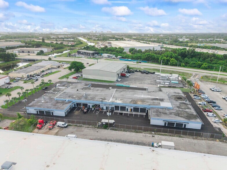 More Photos Of 6461 Garden Rd, Riviera Beach Industrial For Lease