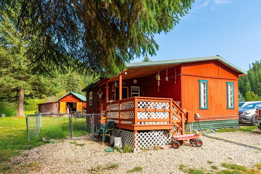 More Photos Of 7000 Graves Creek Rd, Lolo Bar For Sale