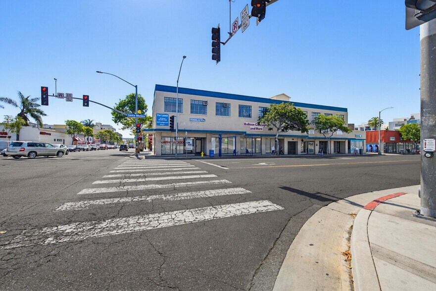 Primary Photo Of 718-734 Santa Monica Blvd, Santa Monica Storefront Retail Office For Lease