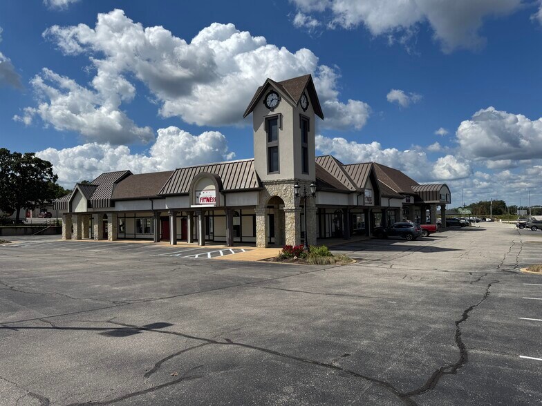 More Photos Of 1026 Palisades Blvd, Osage Beach Storefront Retail Office For Lease