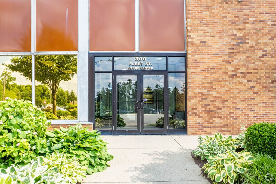 More Photos Of 300 Fleet St, Pittsburgh Office For Lease