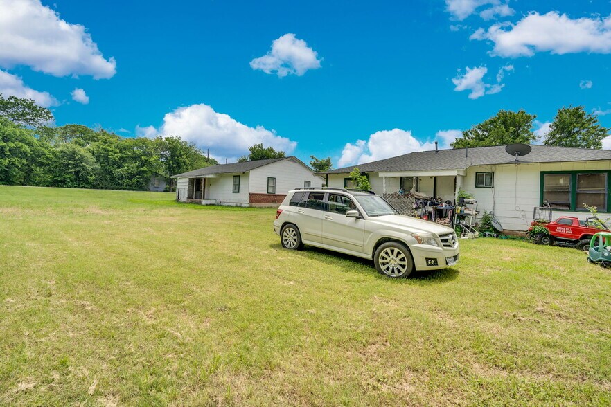 More Photos Of 301 W Belt Line Rd, Cedar Hill Land For Sale