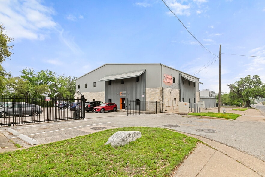 Primary Photo Of 4719 S Congress Ave, Austin Office For Sale