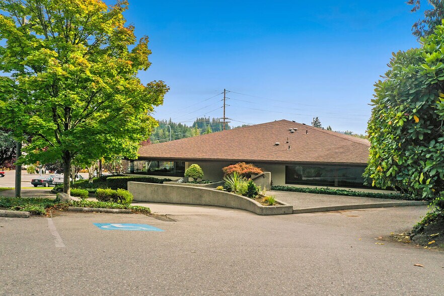 More Photos Of 20307 Viking Ave NW, Poulsbo Medical For Sale
