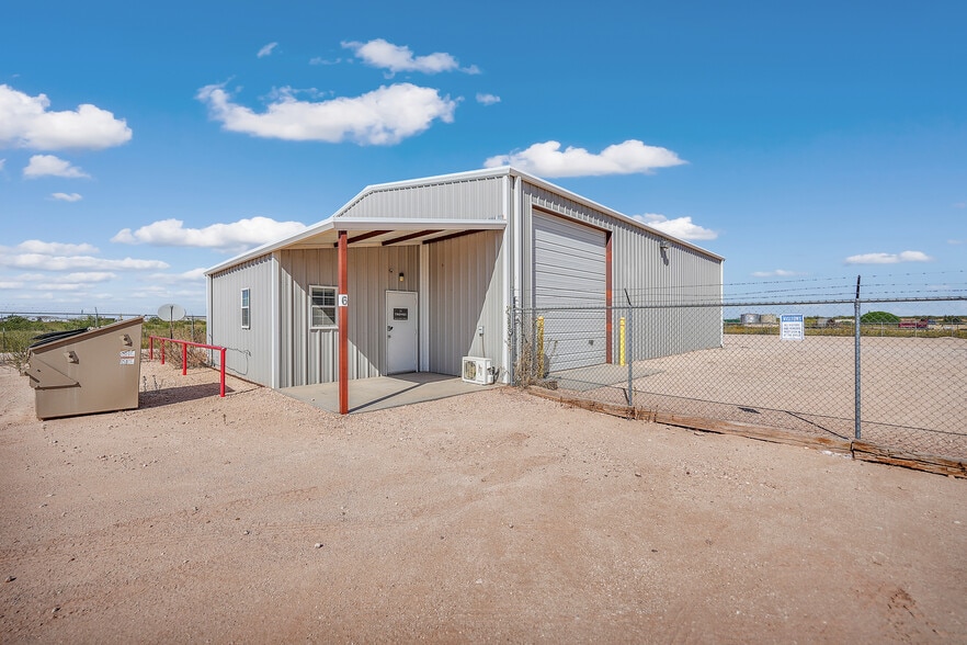 Primary Photo Of 2107 E County Road 130, Midland Warehouse For Lease