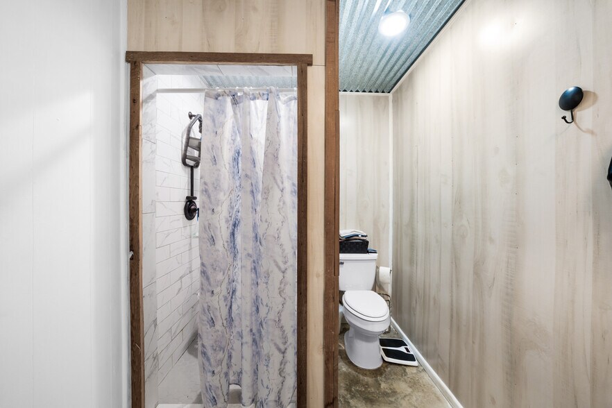 More Photos Of 8505 W Interstate Highway 30, Cumby Specialty For Sale