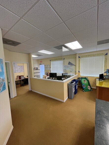 More Photos Of 3380 Woods Edge Cir, Bonita Springs Office For Sale