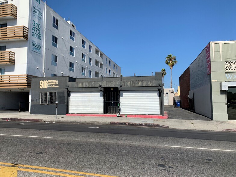 More Photos Of 918 N Western Ave, Los Angeles Freestanding For Lease