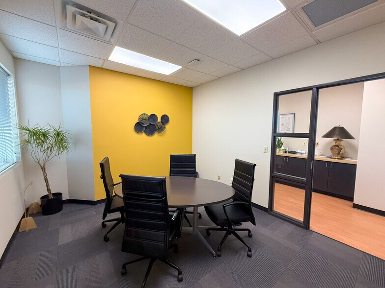 More Photos Of 9400 Holly Ave NE, Albuquerque Office For Lease