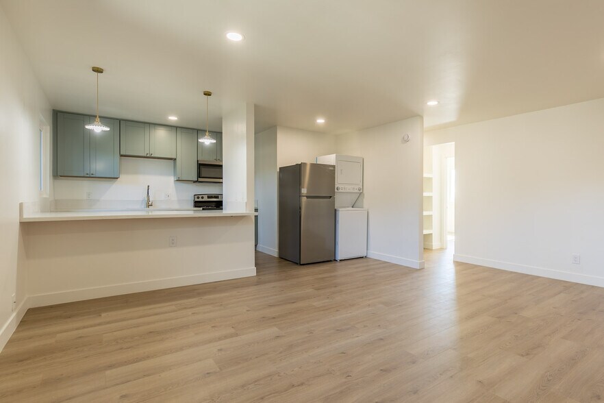 More Photos Of 9249 Birch St, Spring Valley Apartments For Sale