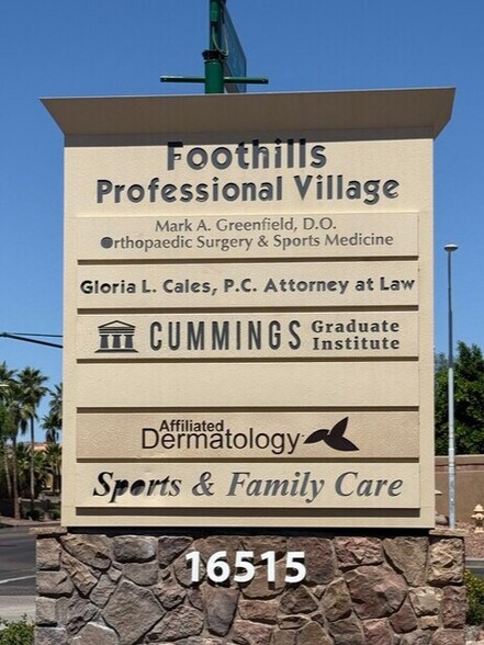 More Photos Of 16515 S 40th St, Phoenix Office For Sale