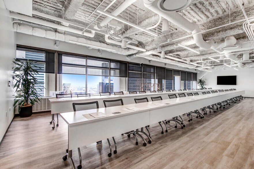 More Photos Of 445 S Figueroa St, Los Angeles Office For Lease