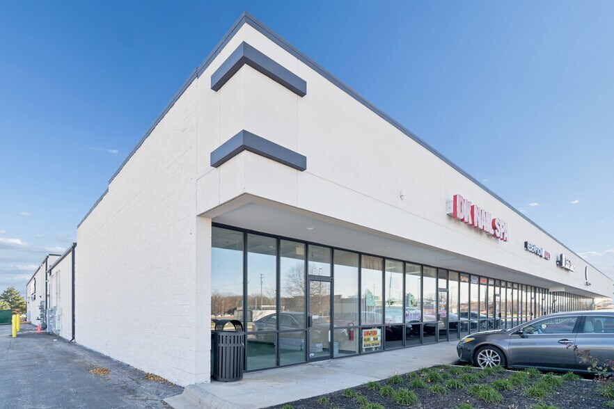 More Photos Of 2350 Sycamore Rd, Dekalb Freestanding For Lease
