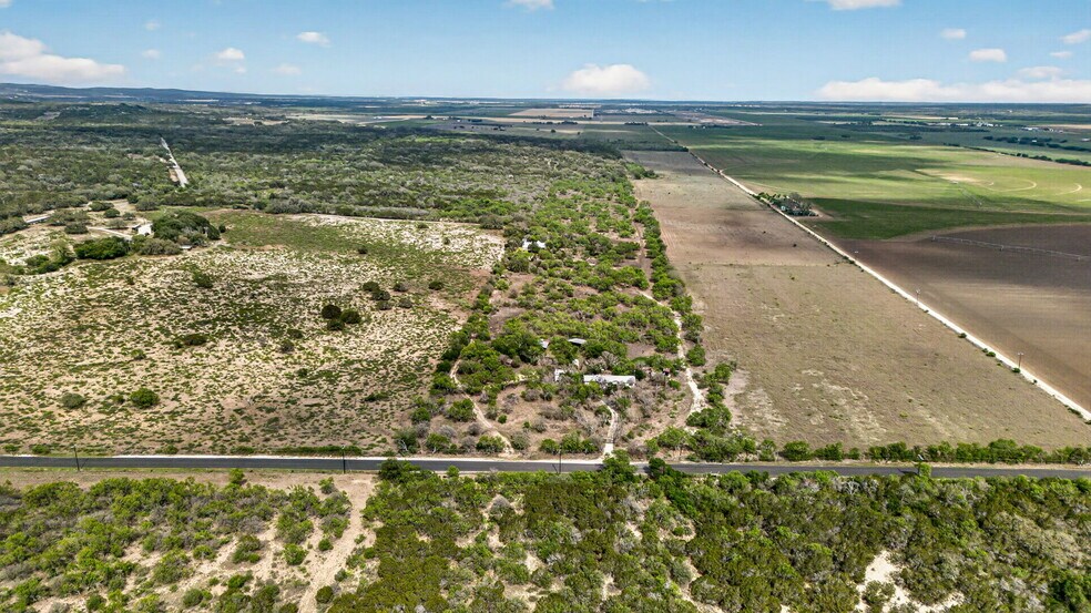 More Photos Of 1151 County Road 2615, Rio Medina Land For Sale