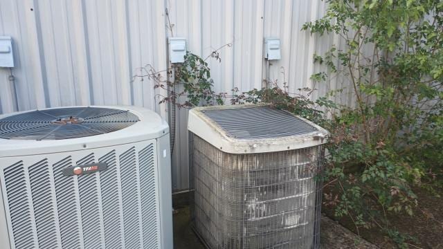 More Photos Of 820 N Main St, Brinkley Freestanding For Sale