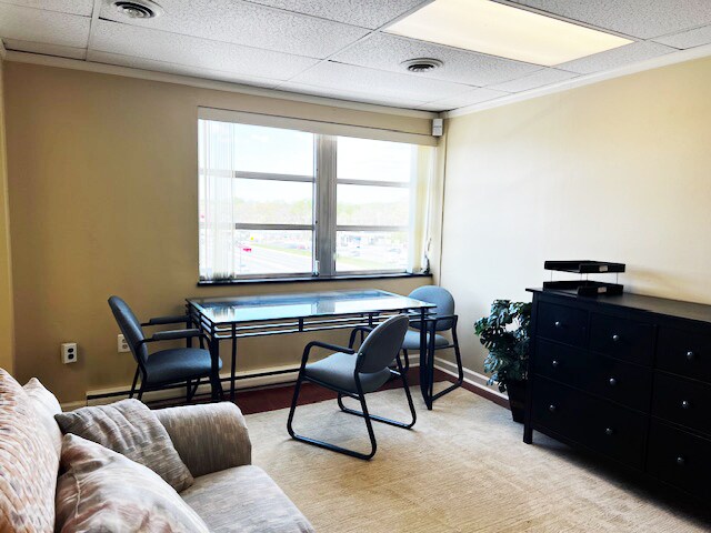 More Photos Of 4708 Kirkwood Hwy, Wilmington Office For Lease