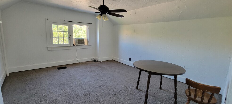 More Photos Of 902 Greenwood Ave, Canon City Apartments For Sale