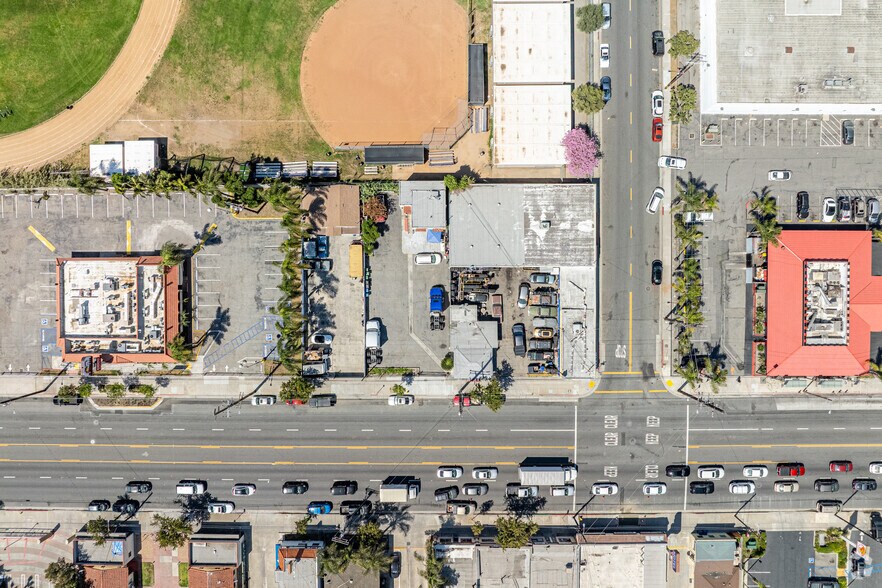 More Photos Of 4357-4359 Florence Ave, Bell Storefront For Sale