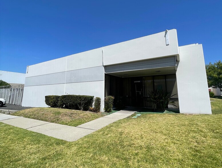 More Photos Of 13766 Arapahoe Pl, Chino Warehouse For Sale