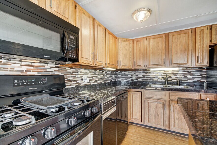 More Photos Of 121 Fishermans Dr, Silverthorne Specialty For Sale