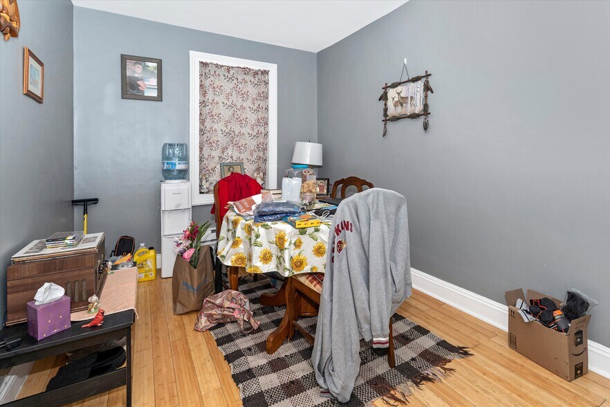 More Photos Of 229 N Church St, Thurmont Apartments For Sale