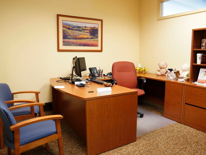 More Photos Of 102 Baughmans Ln, Frederick General Retail For Sale