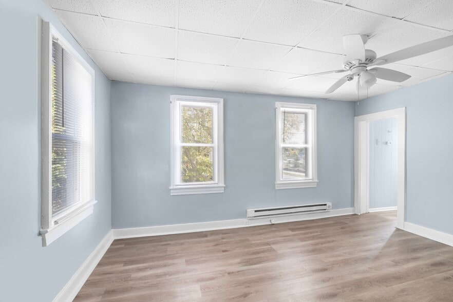 More Photos Of 423 Atlantic Ave, Egg Harbor City Multifamily For Sale