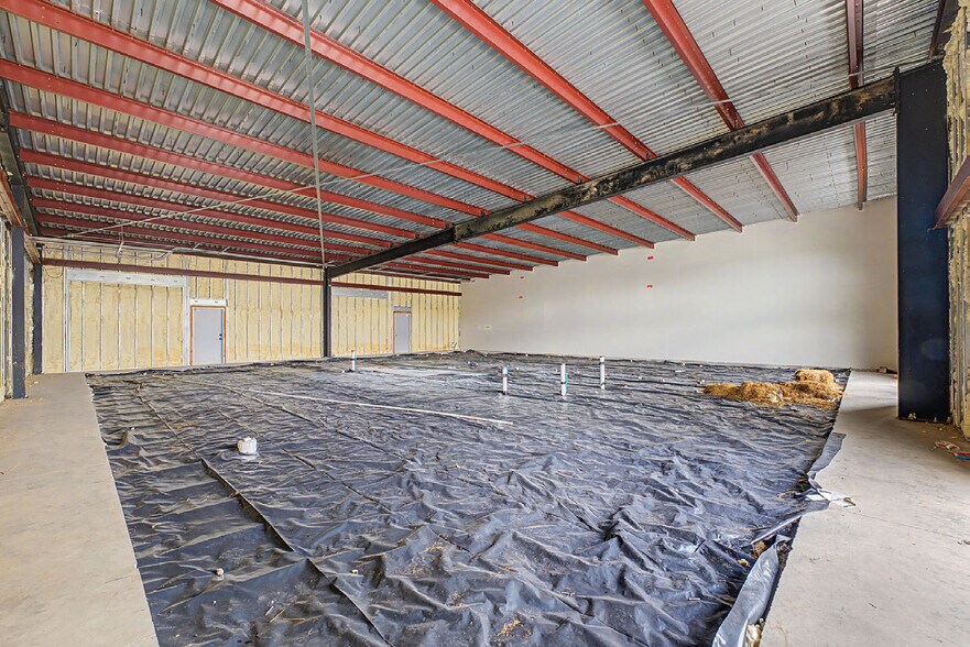 More Photos Of 4103 SW 2nd St, Bentonville Office For Lease