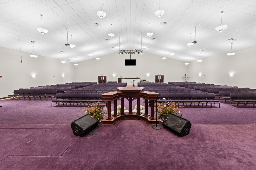 More Photos Of 535 State Route 3, Cahokia Religious Facility For Sale