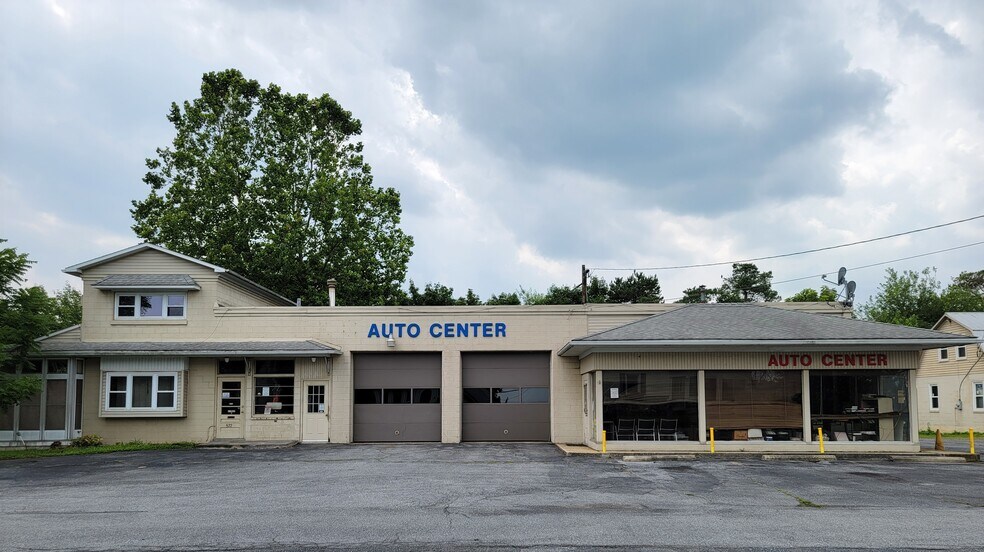 Primary Photo Of 516-530 N Main St, Topton Auto Repair For Sale