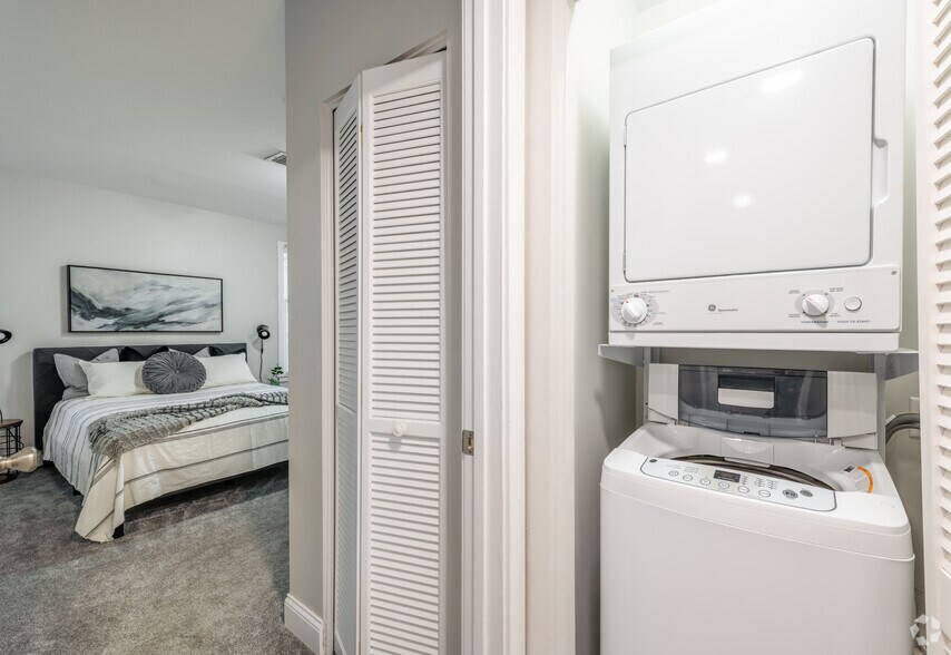 More Photos Of 171 East St, Methuen Apartments For Sale