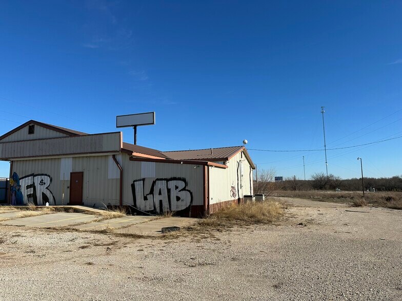 More Photos Of 13570 US Highway 287, Bellevue Auto Repair For Sale