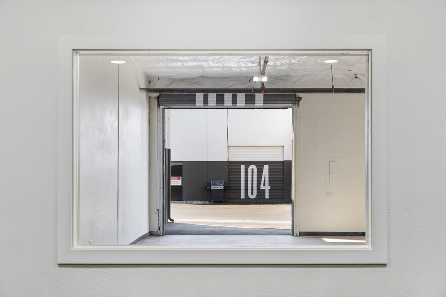 More Photos Of 2209 W 1st St, Tempe Warehouse For Sale