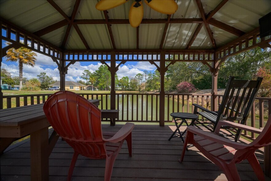 More Photos Of 100 Pilothouse Ct, Palatka Multifamily For Sale