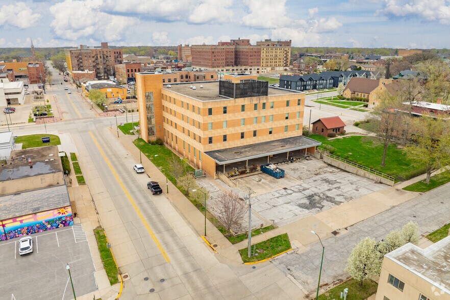 More Photos Of 205 S 8th St, Fort Dodge Office For Sale
